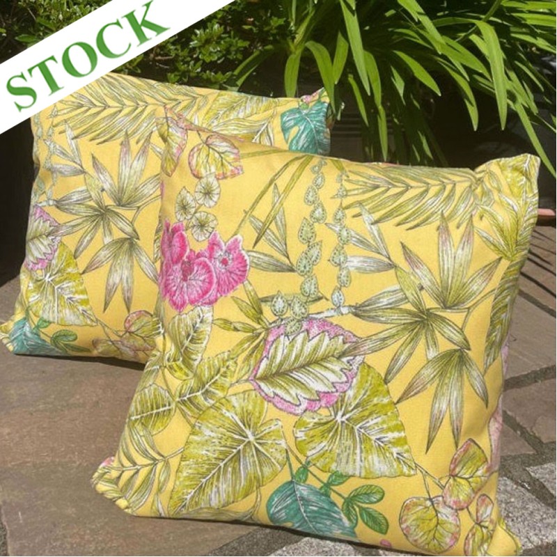 Bouquet Yellow 18" Scatter
